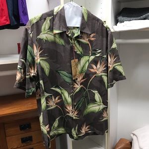 Jamaica Jaxx men’s Hawaiian shirt, NWT